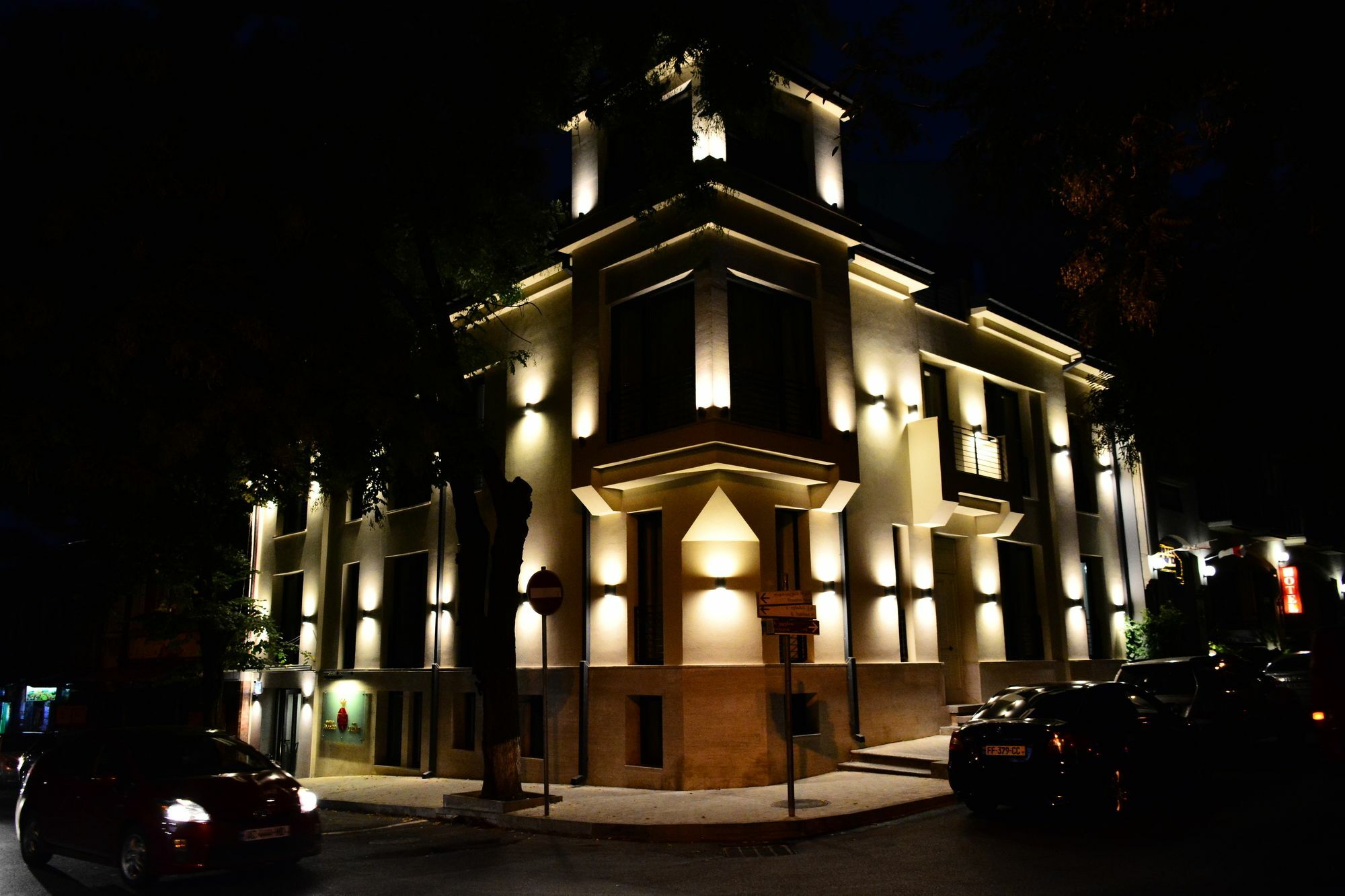 Отель Garnet Тбилиси Экстерьер фото